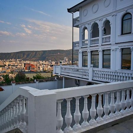 The Hilltop Skyline Hotel Tbilisi Esterno foto